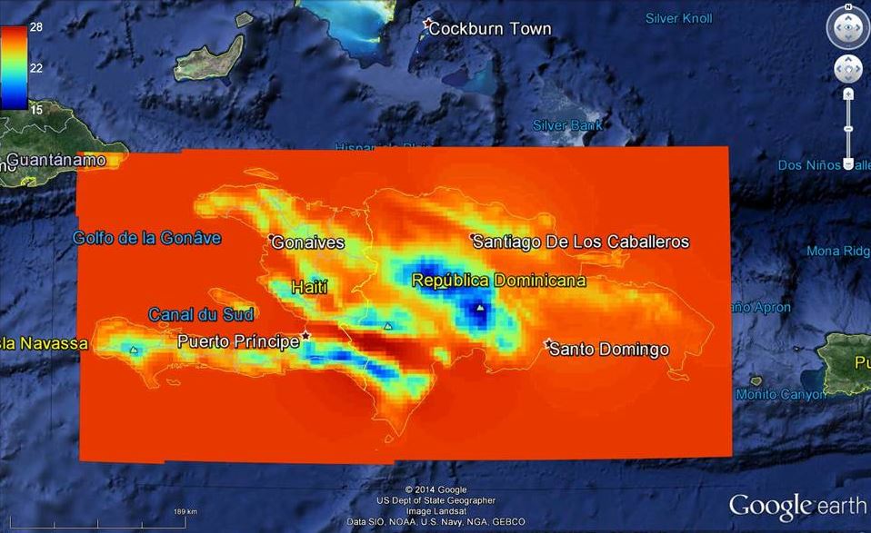 Superficie continua de la temperatura promedio anual de la isla Española generada mediante kriging por regresión en R (sólo tiene fines didáticos)